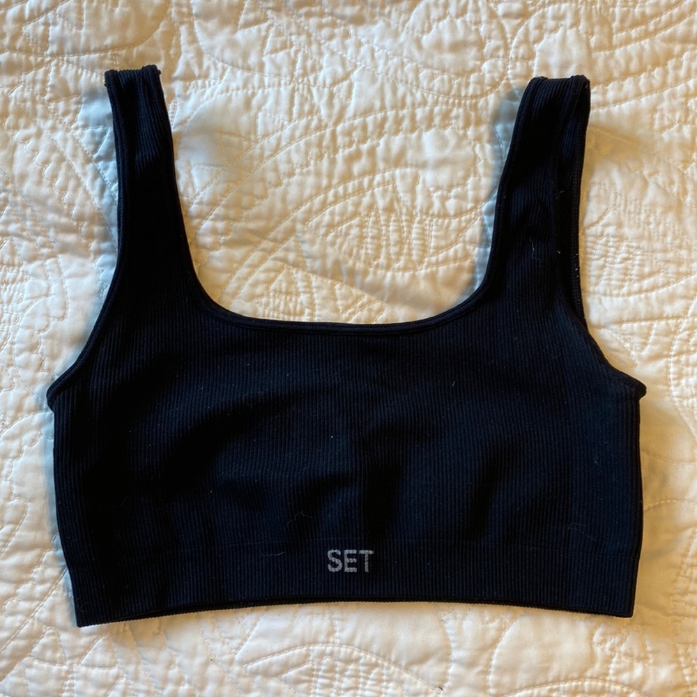 Set Active black sports bra